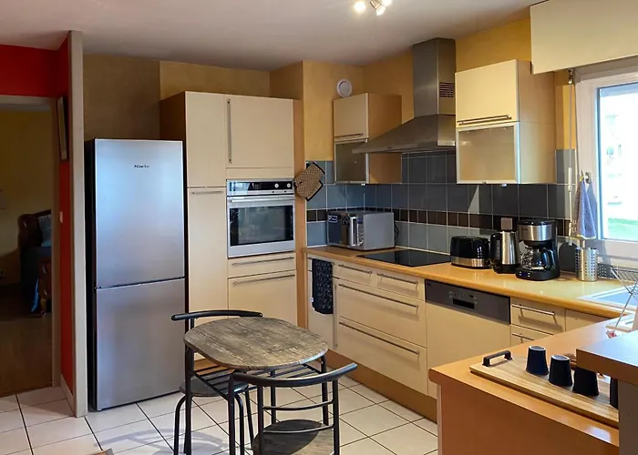 Appartement Lumineux, 80M2, Au Calme, 10Mn A Pieds De La Plage